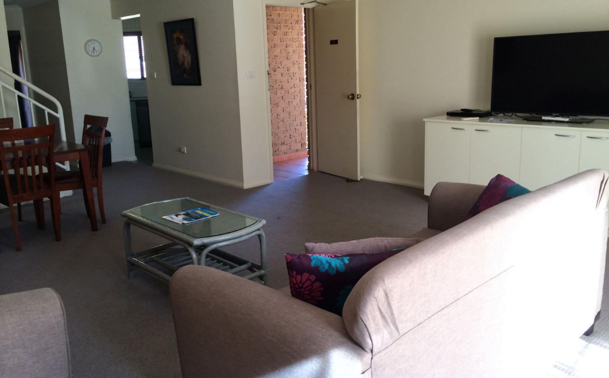 Peninsula Nelson Bay Motel And Serviced Apartments ภายนอก รูปภาพ