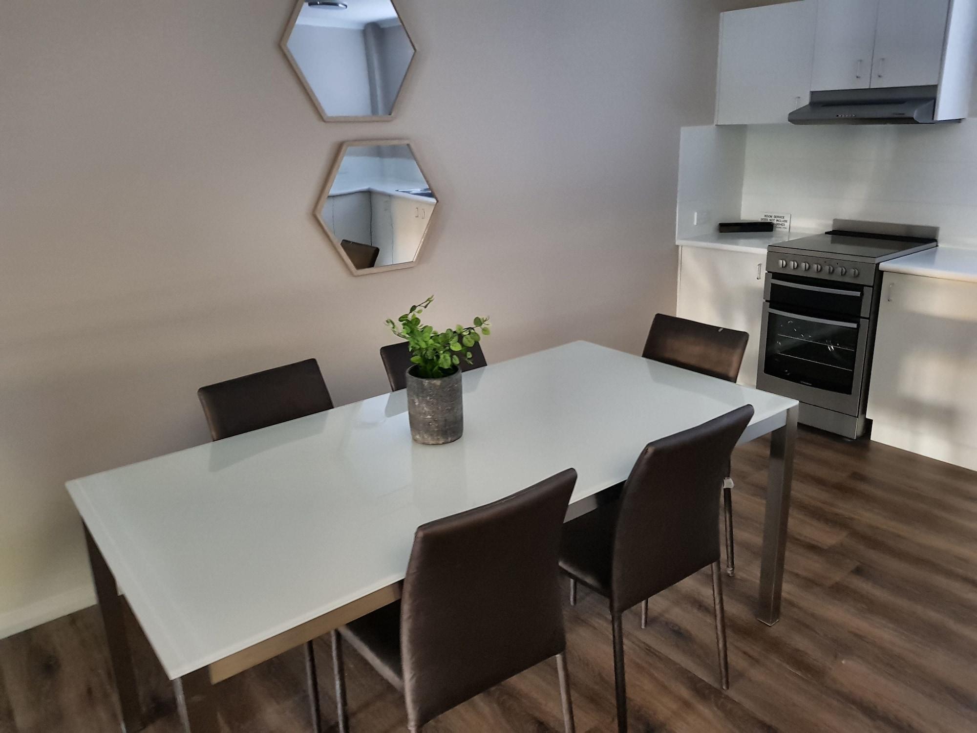 Peninsula Nelson Bay Motel And Serviced Apartments ภายนอก รูปภาพ
