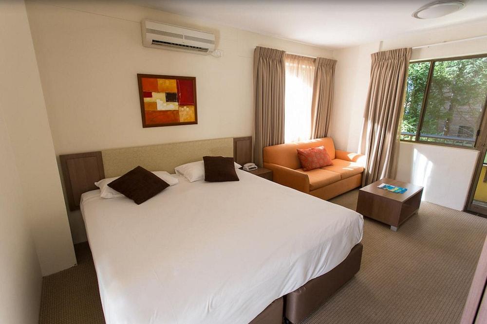 Peninsula Nelson Bay Motel And Serviced Apartments ภายนอก รูปภาพ