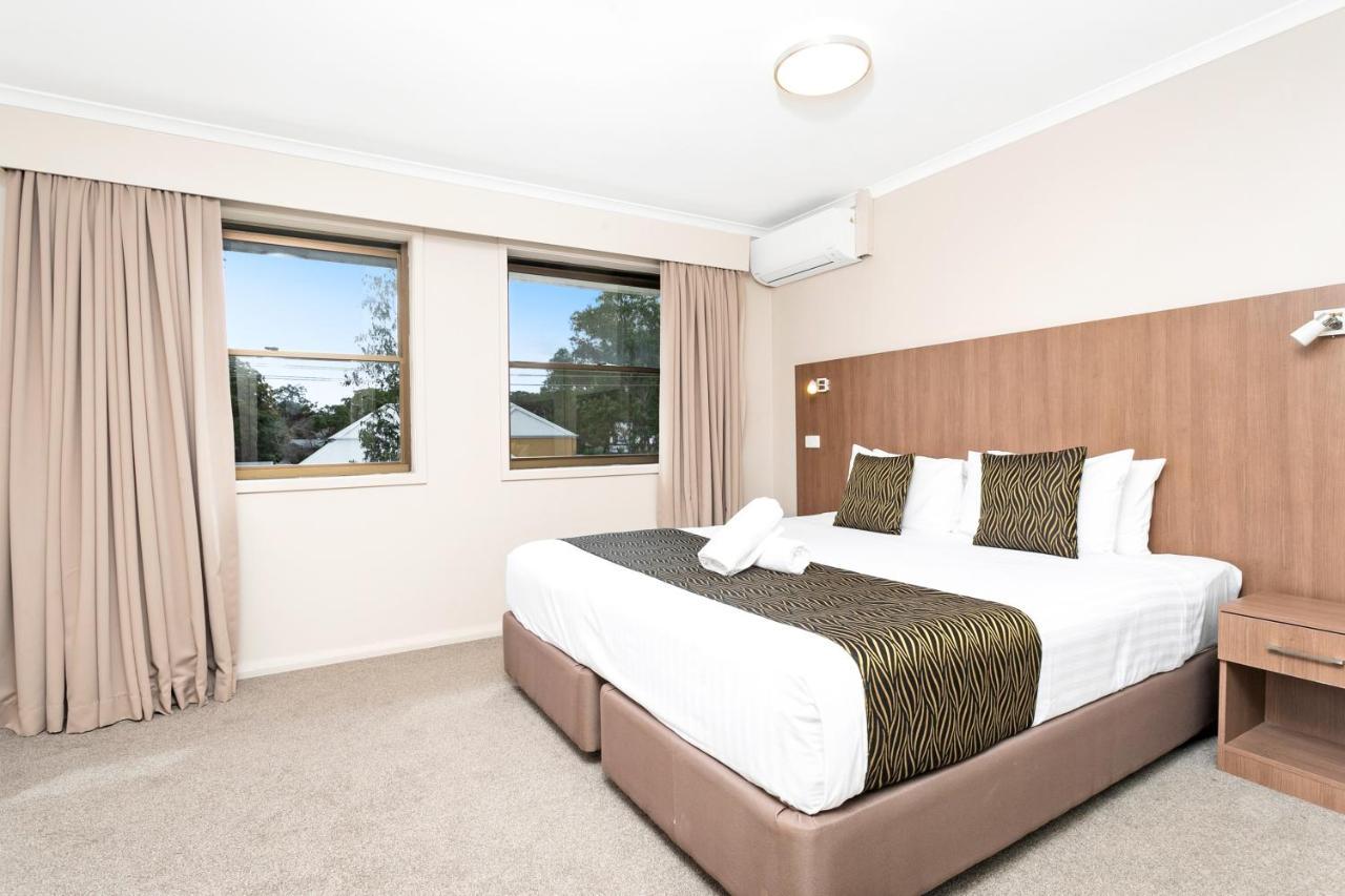 Peninsula Nelson Bay Motel And Serviced Apartments ภายนอก รูปภาพ