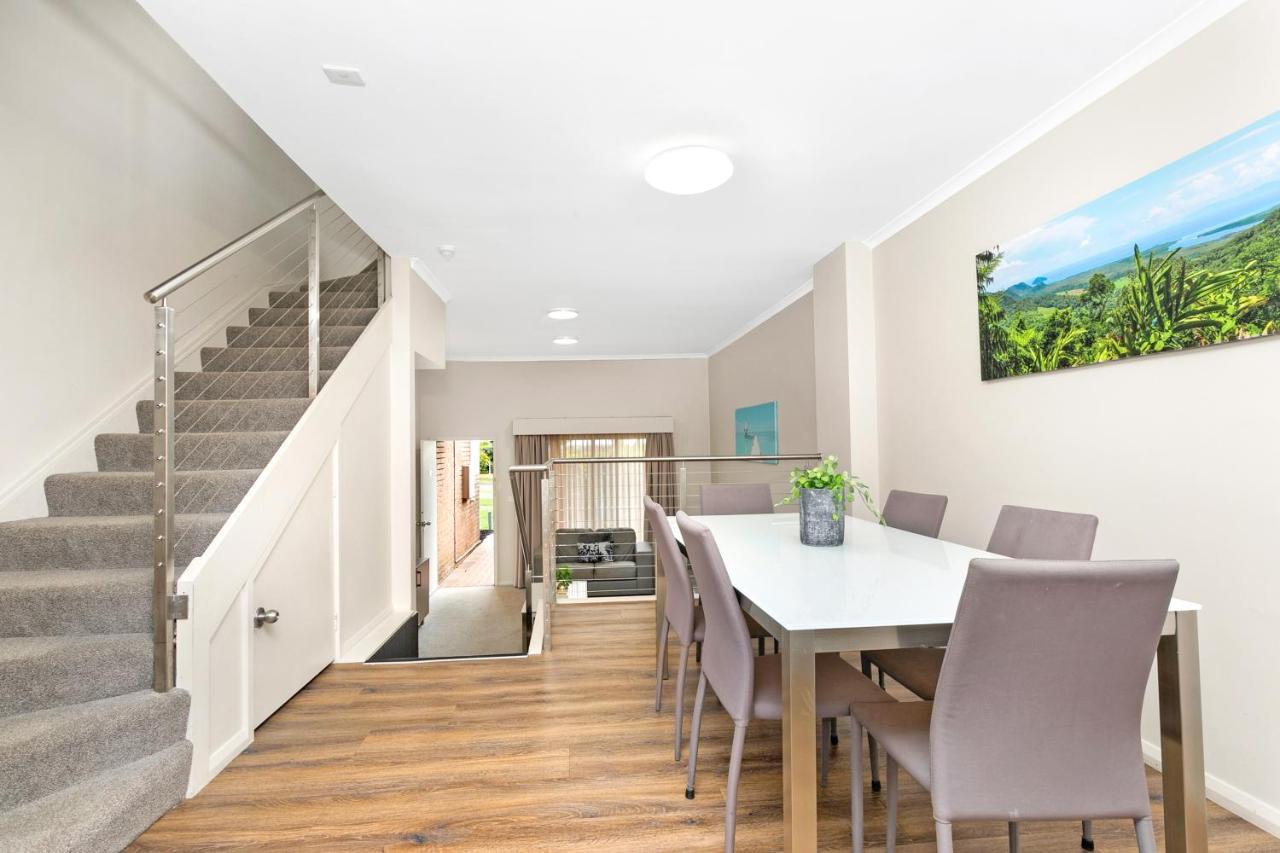 Peninsula Nelson Bay Motel And Serviced Apartments ภายนอก รูปภาพ