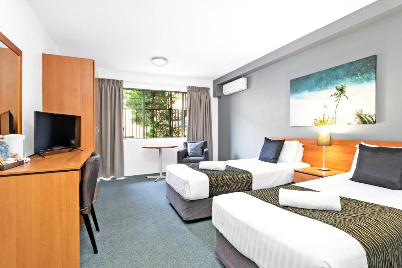 Peninsula Nelson Bay Motel And Serviced Apartments ภายนอก รูปภาพ