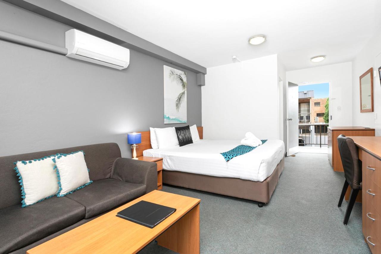 Peninsula Nelson Bay Motel And Serviced Apartments ภายนอก รูปภาพ