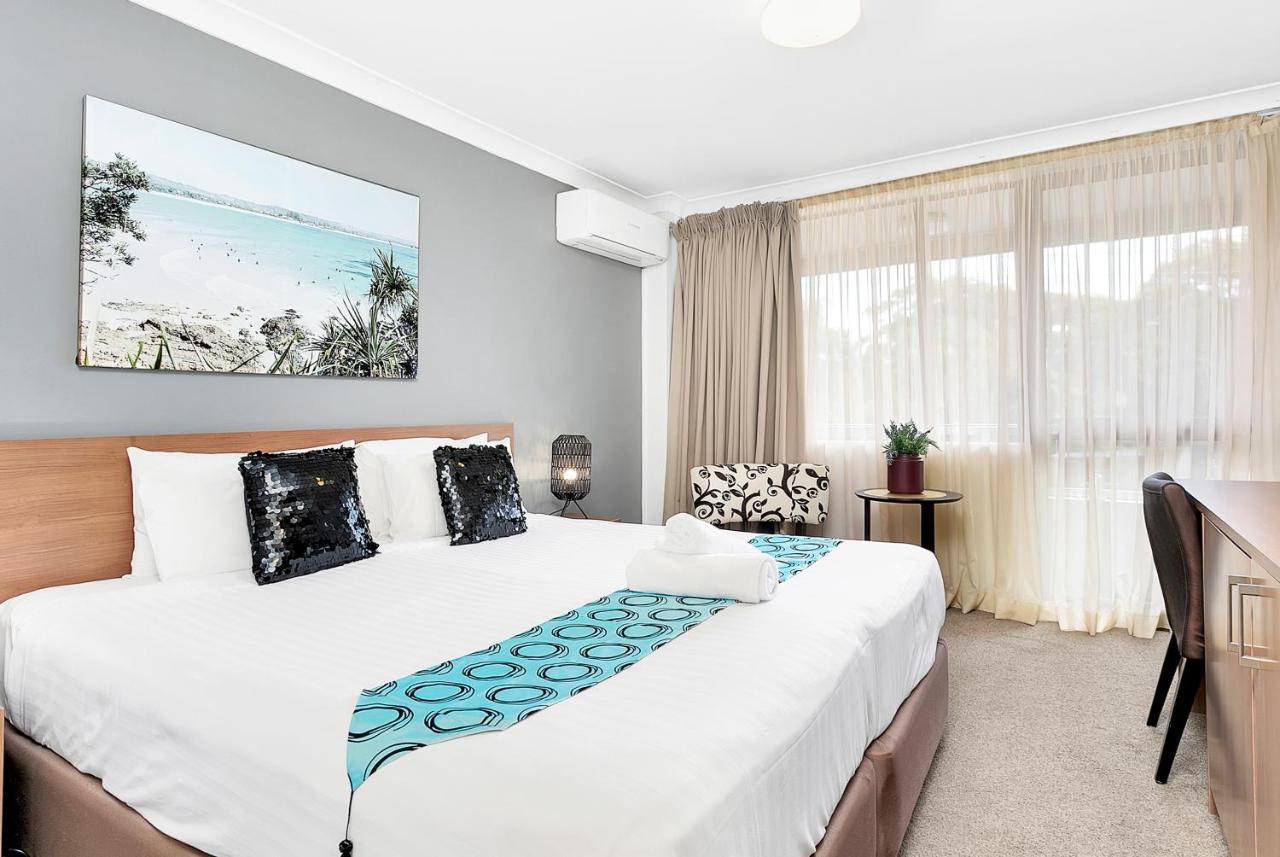 Peninsula Nelson Bay Motel And Serviced Apartments ภายนอก รูปภาพ